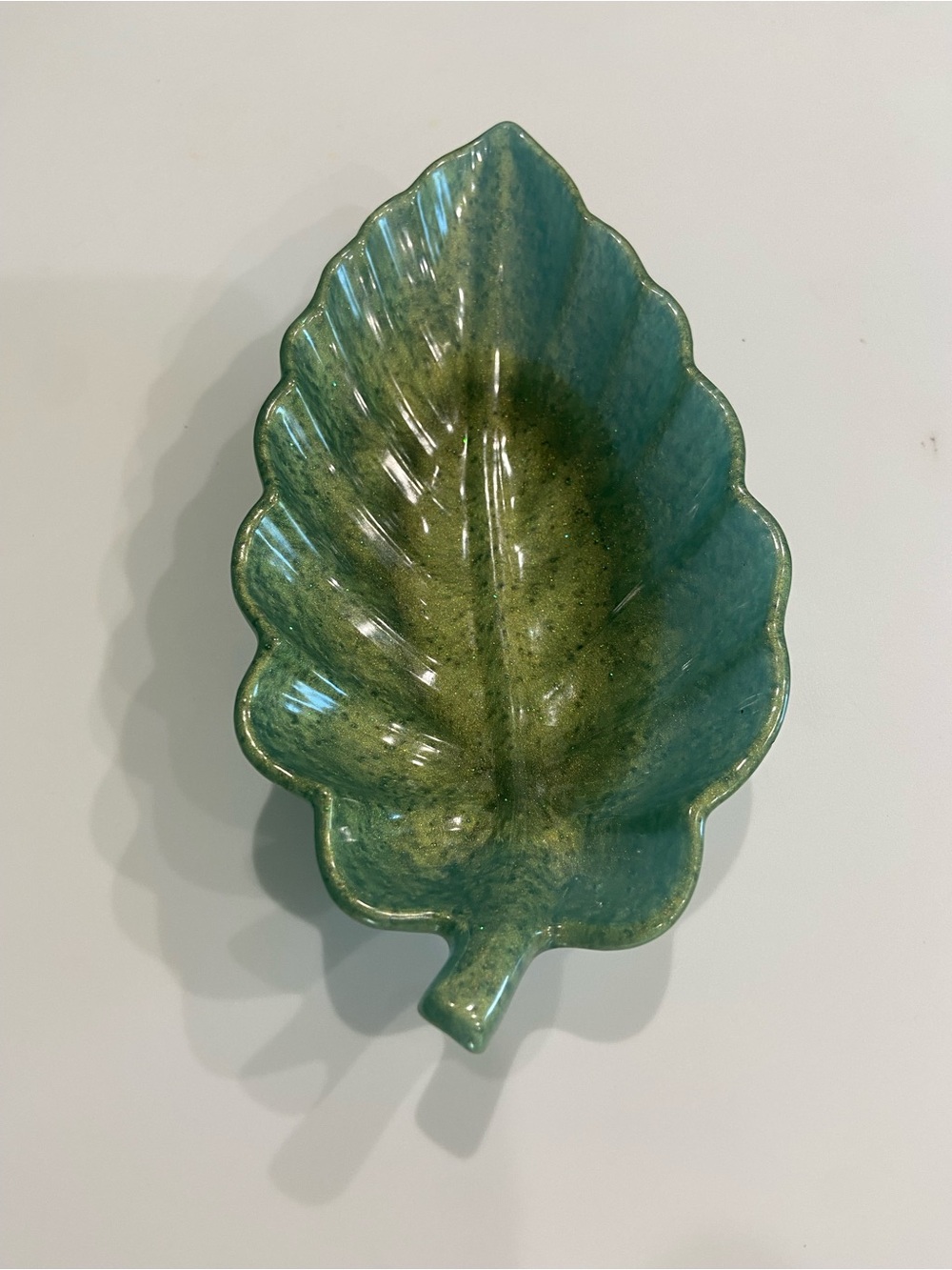 New Handcrafted Epoxy Resin Green Leaf Decorative Trinket Tray/Bowl